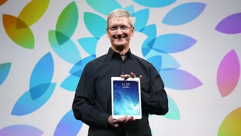 Apple's Cook takes swipe at 'confused' Microsoft