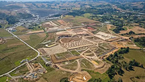 Land shortages and record building prices as Auckland nears capacity